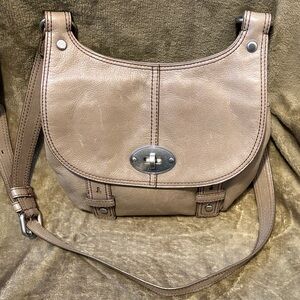 Fossil Leather Crossbody Bag – Taupe / Mushroom – Turn Lock Closure